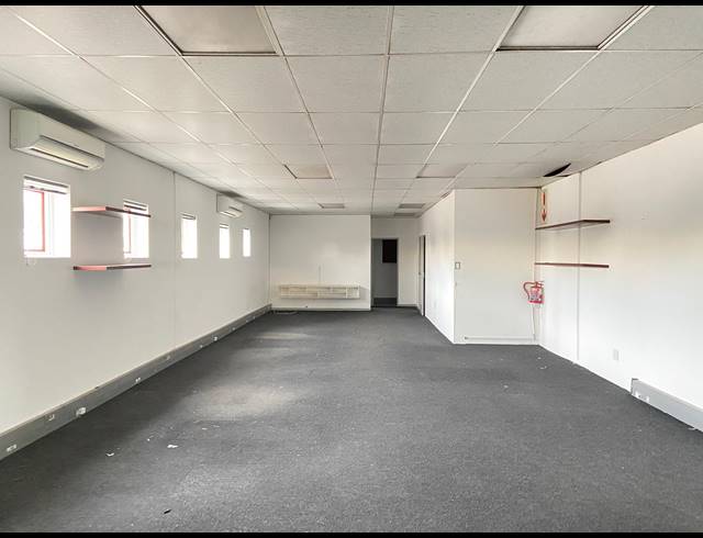 753M² WAREHOUSE TO LET IN FERNDALE